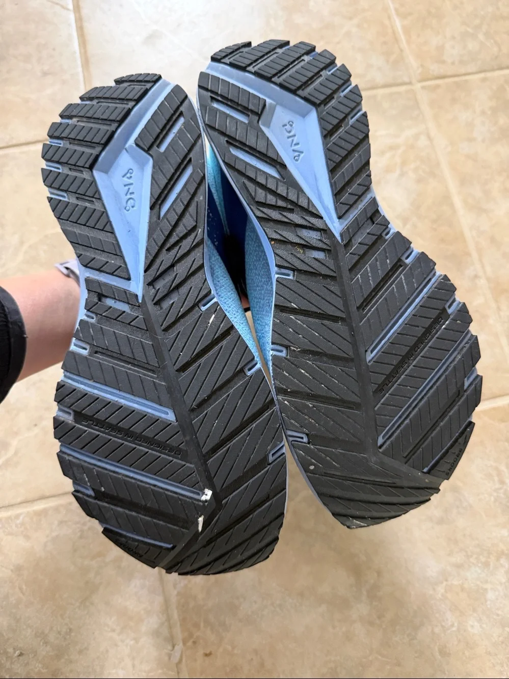 Brooks Revel 5 Running Shoe size 9